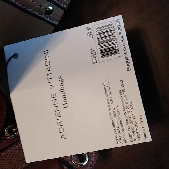 Ladies Handbag - Picture 6 of 10